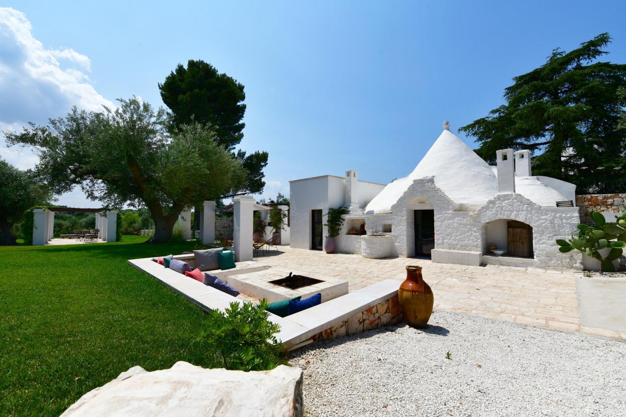 Il Trullo Bianco - Country House & Spa Villa Castellana Grotte Exterior photo