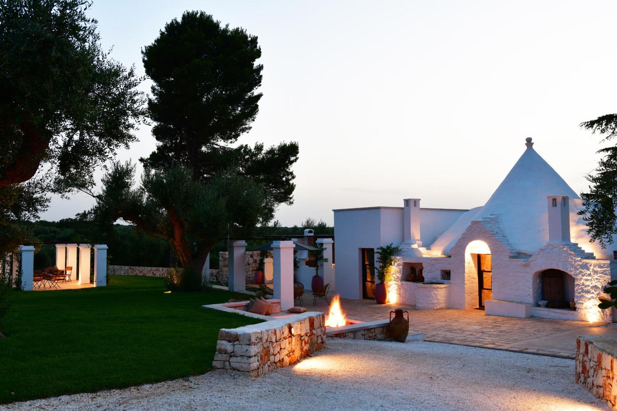 Il Trullo Bianco - Country House & Spa Villa Castellana Grotte Exterior photo